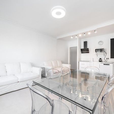 Apartamentos Gran Via 732 Барселона Екстериор снимка