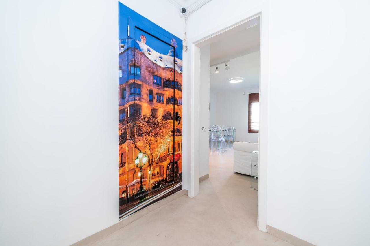Apartamentos Gran Via 732 Барселона Екстериор снимка